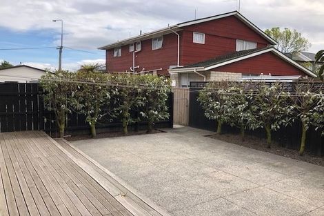 Photo of property in 79 Kahu Road, Fendalton, Christchurch, 8041