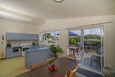 Photo of property in 9 Banks Street, Cooks Beach, Whitianga, 3591