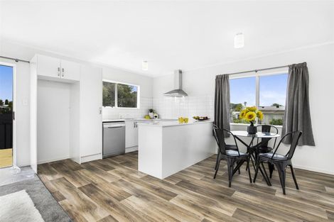 Photo of property in 1/10 Kennington Drive, Clendon Park, Auckland, 2103