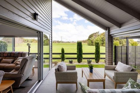 Photo of property in 34 Madison Street, Cambridge, 3434