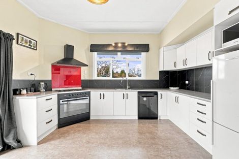 Photo of property in 8 Albert Street, Pahiatua, 4910