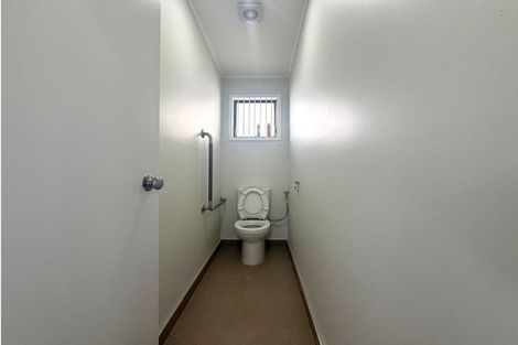 Photo of property in 1 Heathberry Close, Papatoetoe, Auckland, 2025