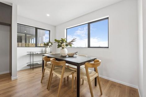 Photo of property in 33 Hampshire Lane, Karaka, 2580