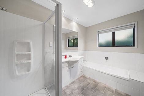 Photo of property in 110 Butcher Road, Pukekohe, 2120