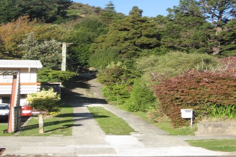 Photo of property in 99a Stokes Valley Road, Stokes Valley, Lower Hutt, 5019