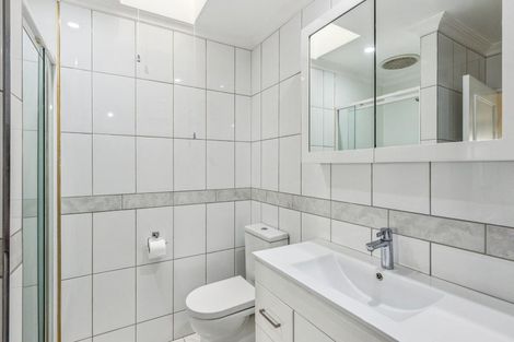 Photo of property in 16 Byrd Street, Levin, 5510