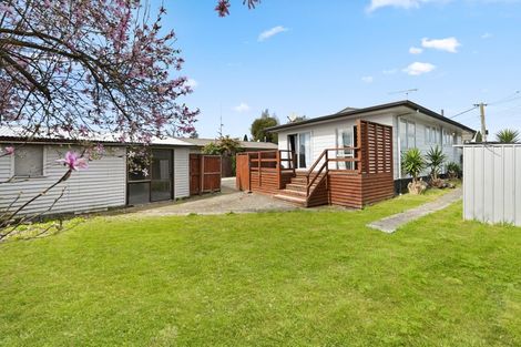 Photo of property in 14 Filmer Place, Melville, Hamilton, 3206