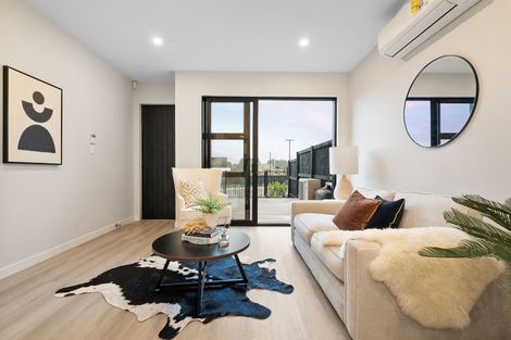 Photo of property in 2/16 Clara Road, Silverdale, 0932