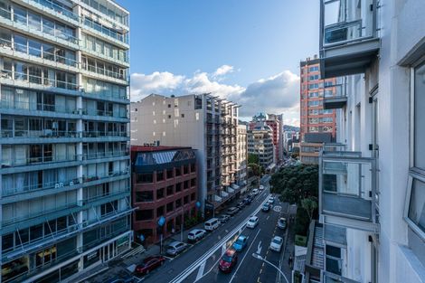 Photo of property in Terrace Heights Apartments, 6a/163 The Terrace, Wellington Central, Wellington, 6011