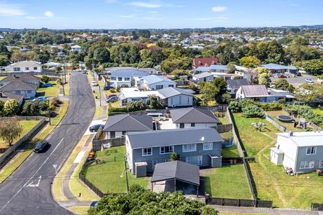 Photo of property in 22 Cook Street, Marfell, New Plymouth, 4310