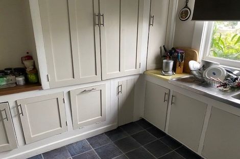 Photo of property in 1100 Karamu Road North, Mayfair, Hastings, 4122