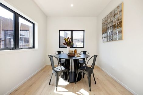 Photo of property in 37 Taahunui Rise, Peacocke, Hamilton, 3206