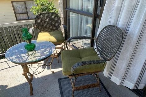 Photo of property in 6 Mayer Place, Ranui, Auckland, 0612