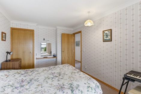 Photo of property in 51 Kotare Street, Waikanae, 5036