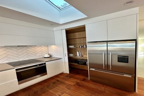 Photo of property in 163 Marine Parade, Seatoun, Wellington, 6022