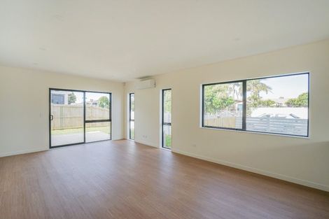Photo of property in 18a Domain Road, Weymouth, Auckland, 2103