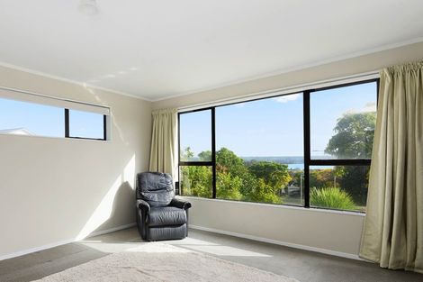 Photo of property in 1a Aries Place, Kawaha Point, Rotorua, 3010