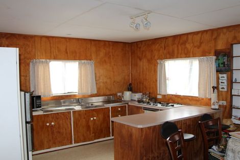 Photo of property in 21 Paradise Road, Coopers Beach, 0420