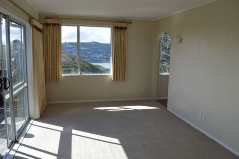 Photo of property in 146 Gloaming Hill, Titahi Bay, Porirua, 5022