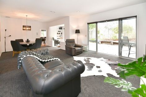 Photo of property in 2 Andre Rise, Stanmore Bay, Whangaparaoa, 0932