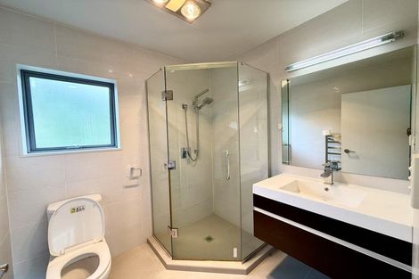 Photo of property in 72b Malvern Road, Morningside, Auckland, 1022