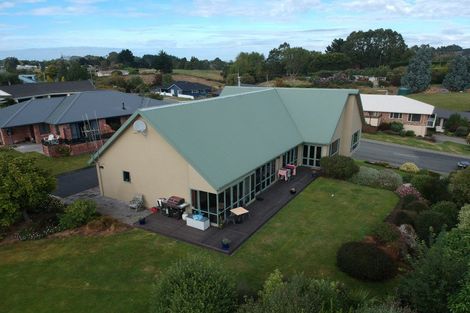 Photo of property in 12 Grove Avenue, Weston, Oamaru, 9401