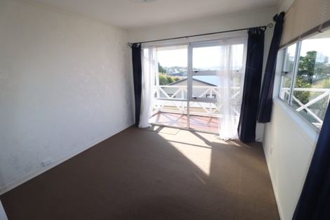 Photo of property in 35a Wade River Road, Stanmore Bay, Whangaparaoa, 0932