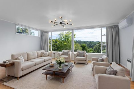 Photo of property in 77 Avonleigh Road, Green Bay, Auckland, 0604