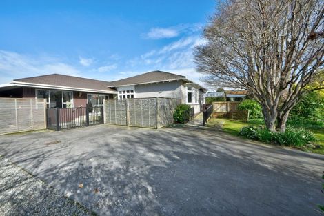 Photo of property in 14 Kerwood Place, Gore, 9710