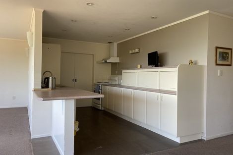 Photo of property in 793 South Titirangi Road, Titirangi, Auckland, 0604