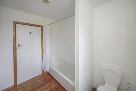 Photo of property in 28 Awamoa Road, Holmes Hill, Oamaru, 9401