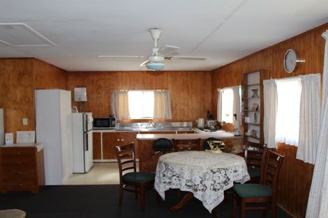 Photo of property in 21 Paradise Road, Coopers Beach, 0420