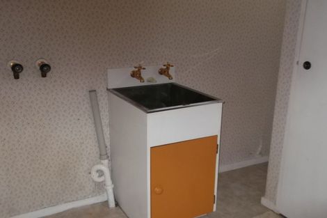 Photo of property in 9 Weraroa Road, Levin, 5510