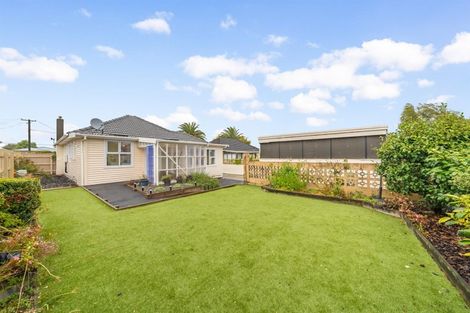 Photo of property in 6 Mckay Street, Wainuiomata, Lower Hutt, 5014