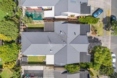 Photo of property in 33 Lazurite Drive, Westgate, Auckland, 0614