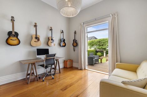 Photo of property in 73 St Marys Road, Saint Marys Bay, Auckland, 1011