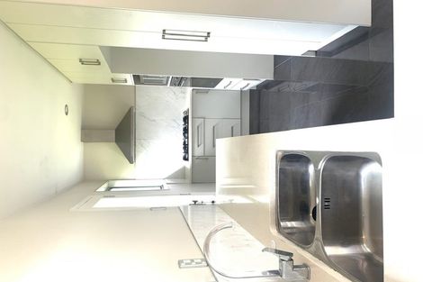 Photo of property in 25 Schnapper Rock Road, Greenhithe, Auckland, 0632