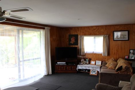 Photo of property in 21 Paradise Road, Coopers Beach, 0420