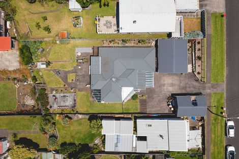 Photo of property in 9 Roy Terrace, Moturoa, New Plymouth, 4310