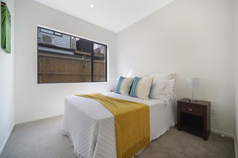 Photo of property in 20b Crestview Rise, Papakura, 2110