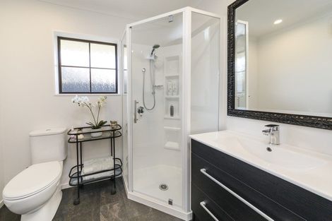 Photo of property in 12 Caroline Crescent, Highbury, Palmerston North, 4412