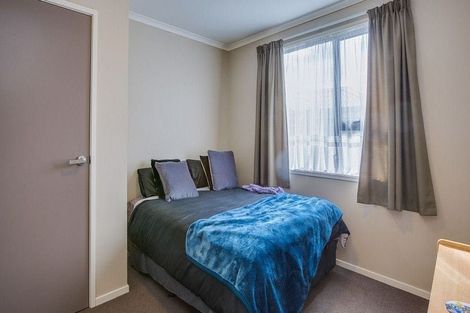 Photo of property in 1/63 Royal Crescent, Saint Kilda, Dunedin, 9012