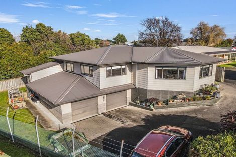 Photo of property in 3 Russell Street, Marton, 4710