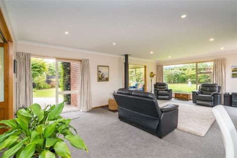 Photo of property in 9 Huntly Road, Outram, 9019