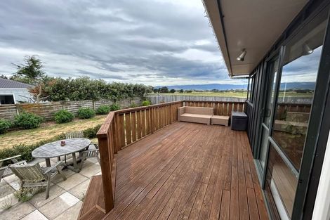 Photo of property in 26 Kitchener Street, Te Horo Beach, Otaki, 5581