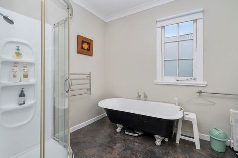 Photo of property in 17 Waldegrave Street, Palmerston North, 4410