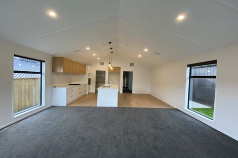 Photo of property in 105 Jack Hanley Drive, Jacks Point, Queenstown, 9371