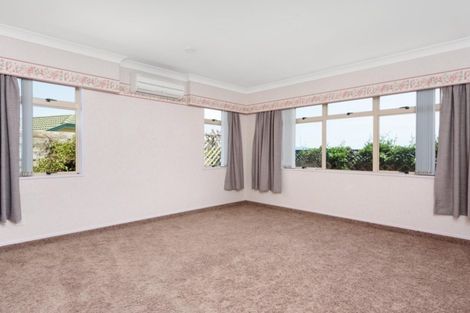 Photo of property in 7 Downing Place, Welcome Bay, Tauranga, 3112