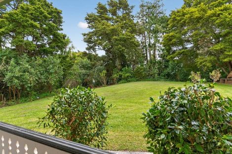 Photo of property in 32 Franklin Road, Paparoa, 0571