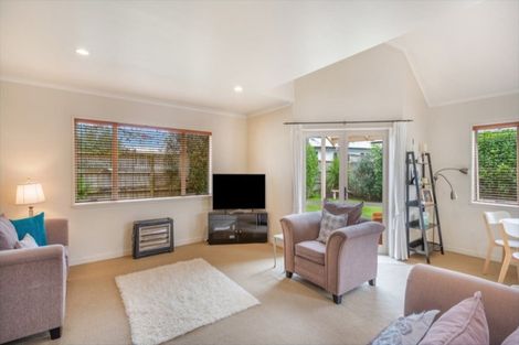 Photo of property in 24a Pulham Crescent, Queenwood, Hamilton, 3210